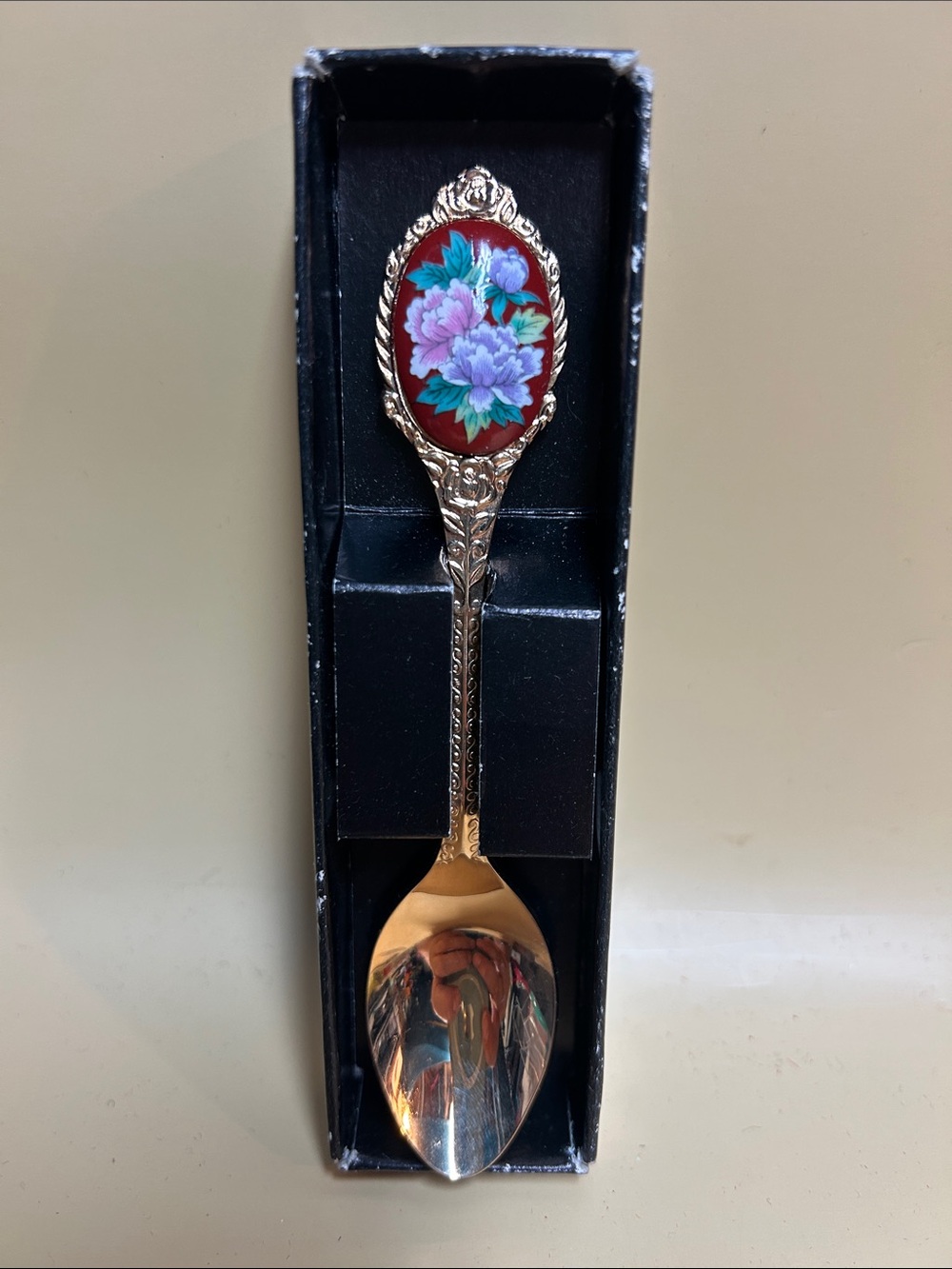 Gold Floral stainless steel Decorative Spoon